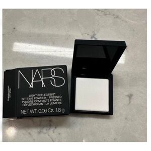Nars ~ Light Reflecting Setting Powder - Pressed ~ Crystal~ 0.35 oz ~ NIB